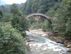 Senoz Vadisi'ni yok etmeye mi �al���yorsunuz